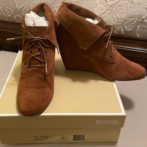 Michael KORS JADA Suede Booties Womens 9M